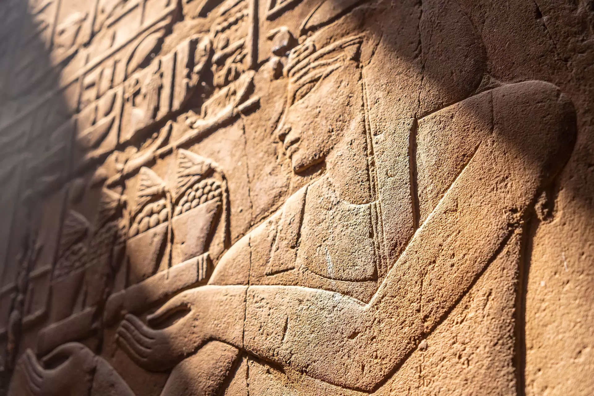 L'Enigma dei Vasi in Diorite dell'Antico Egitto